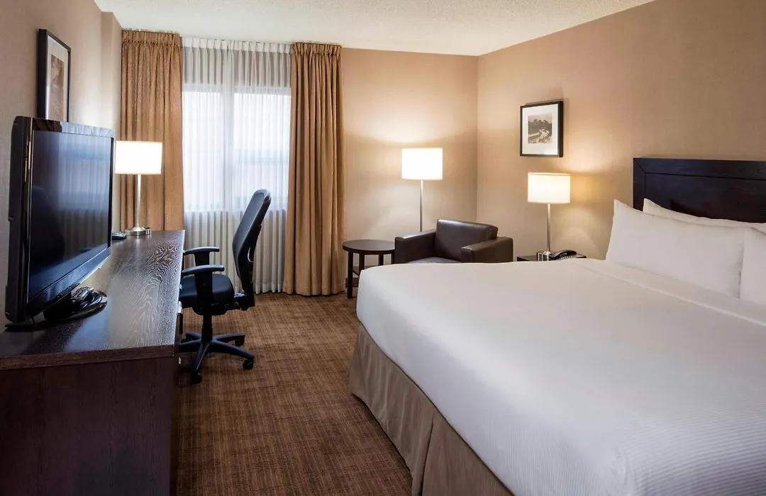 Delta Hotels Calgary Airport In-Terminal-1