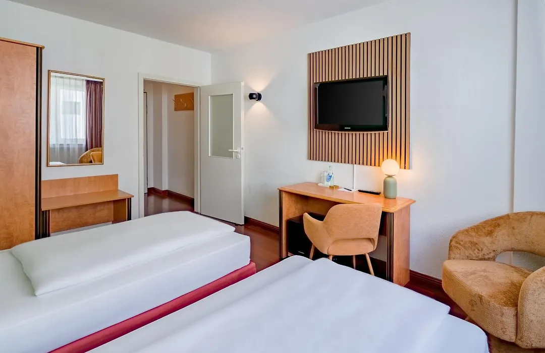 Rugs Hotel Duesseldorf - Self Check-In-1