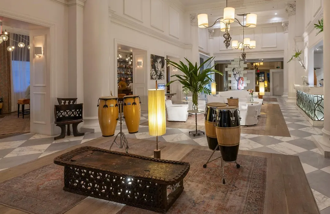 International House Hotel-1