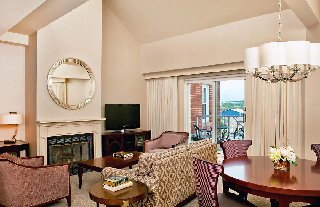 Sheraton Portsmouth Harborside Hotel-1