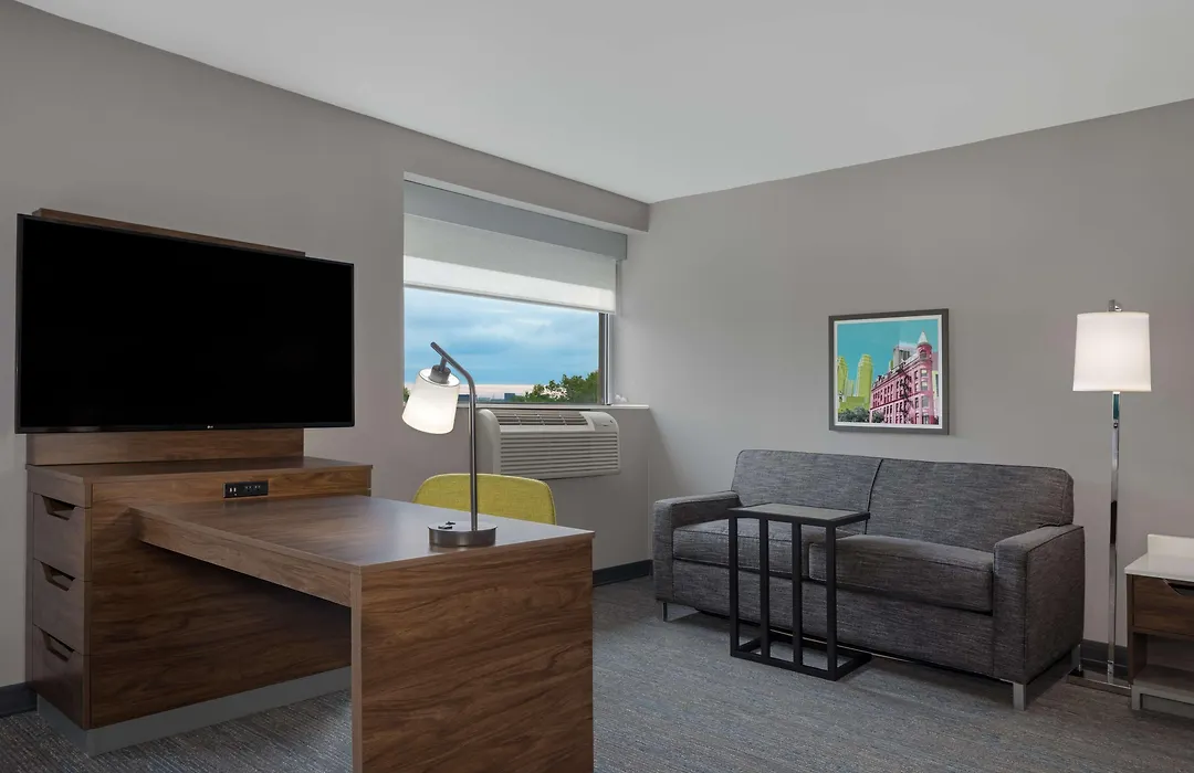 Hampton Inn & Suites By Hilton Toronto Downtown-1
