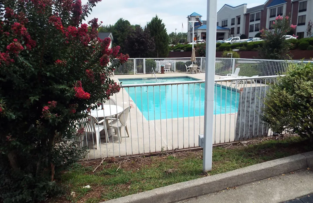 Days Inn By Wyndham Dahlonega University Area-1