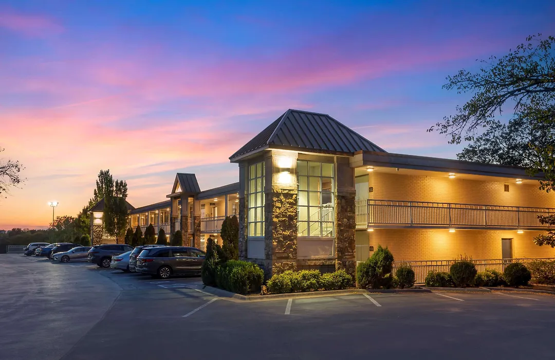 Best Western Inn Of The Ozarks-1