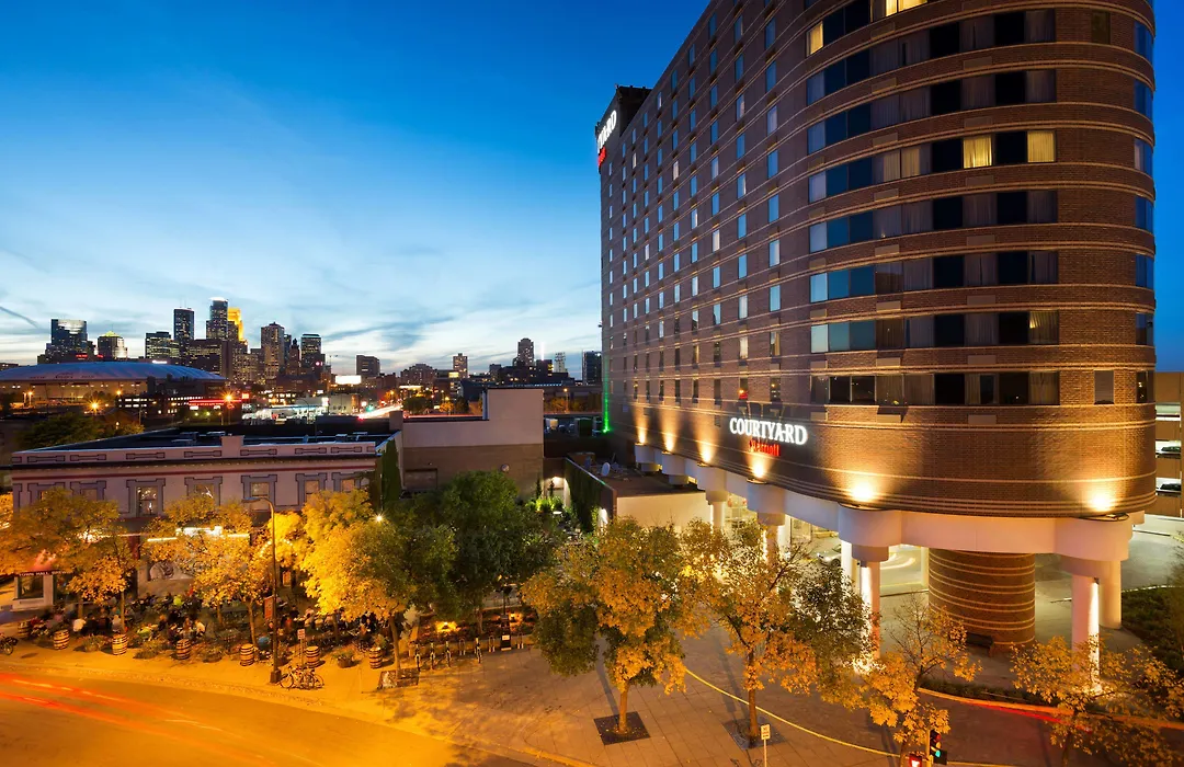 Courtyard By Marriott Minneapolis Downtown-1