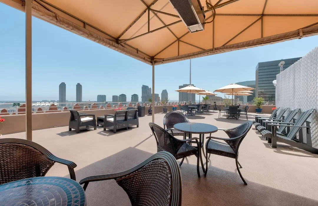 Gaslamp Plaza Suites-1