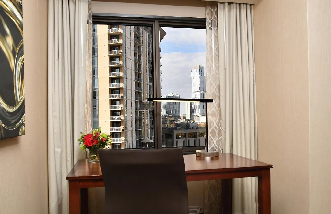 Embassy Suites By Hilton Austin Downtown South Congress-1