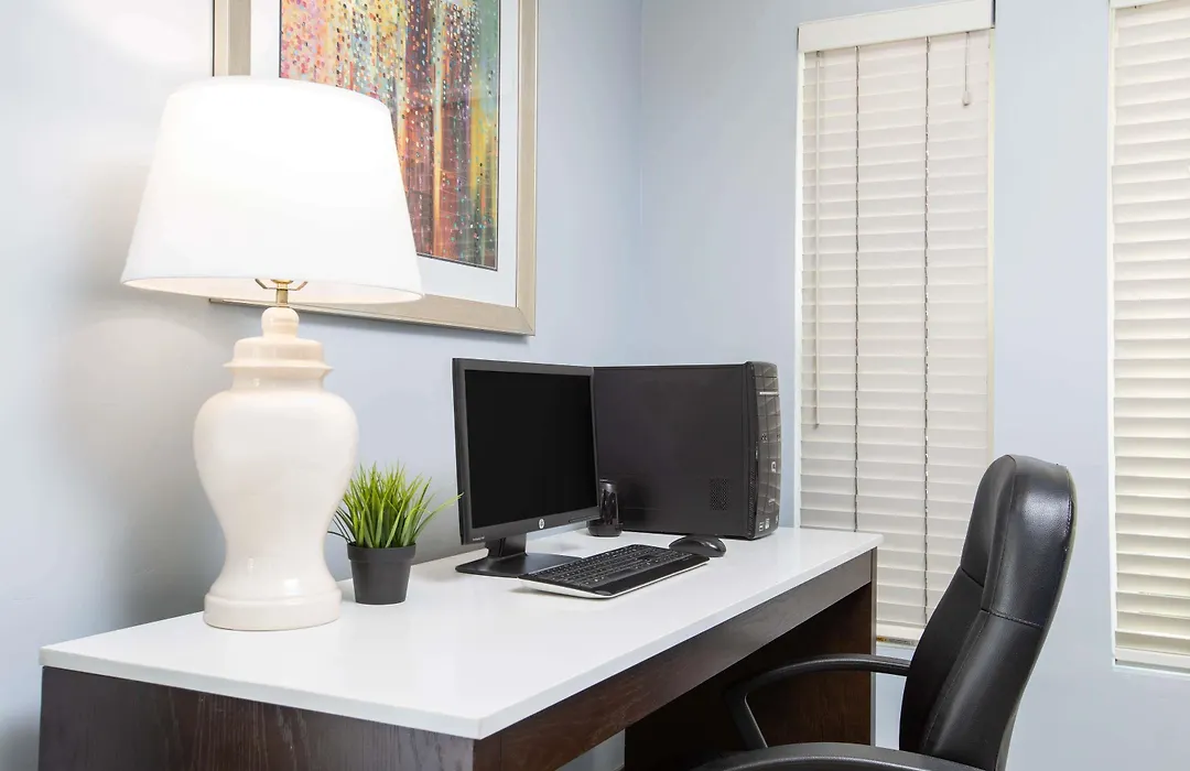Baymont By Wyndham San Diego Downtown-1