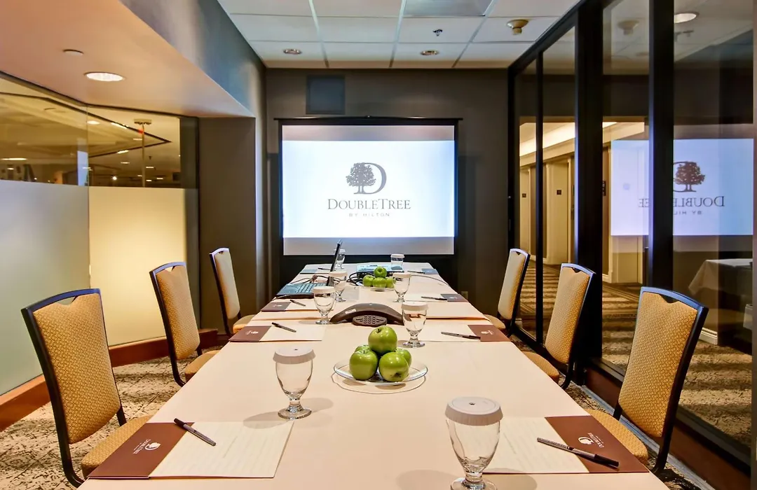 Doubletree By Hilton Toronto Downtown-1