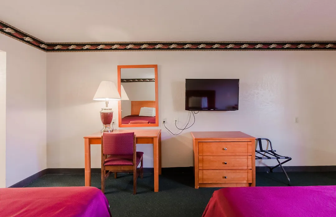 Mountain House Inn Downtown-1