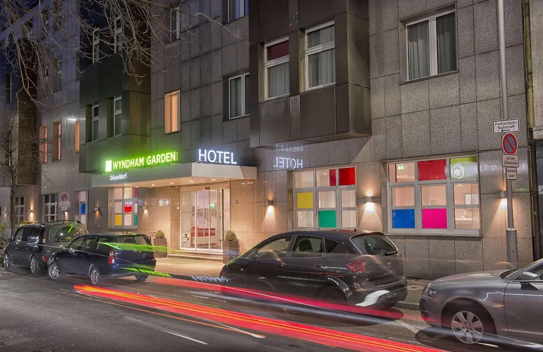 Wyndham Garden Duesseldorf City Centre Koenigsallee-1
