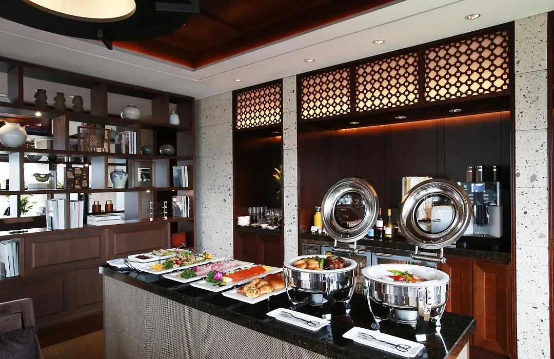 Royal Hotel Seoul Myeongdong-1