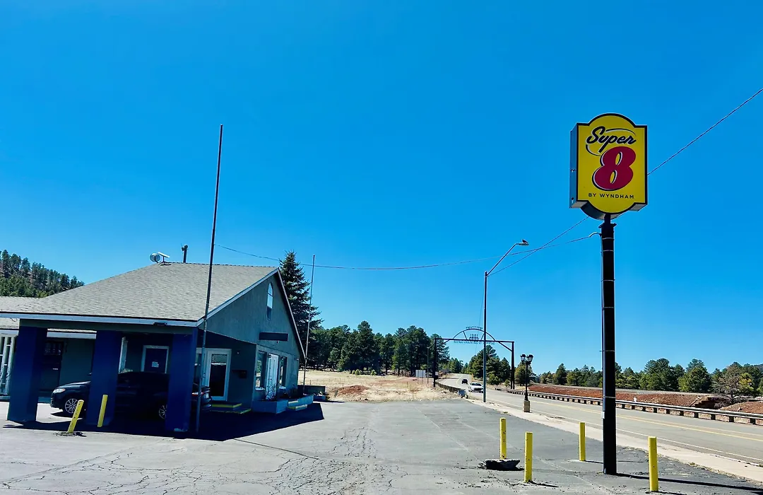 Super 8 By Wyndham Williams West Route 66 - Grand Canyon Area-1