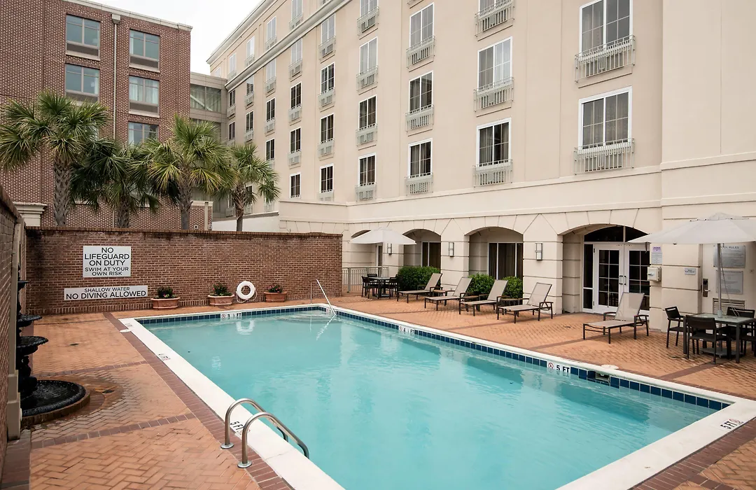 Courtyard By Marriott Charleston Historic District-1