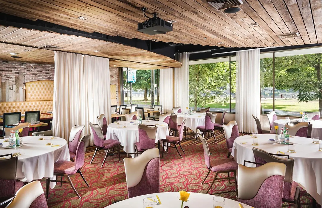 Staypineapple, Hotel Rose, Downtown Portland-1
