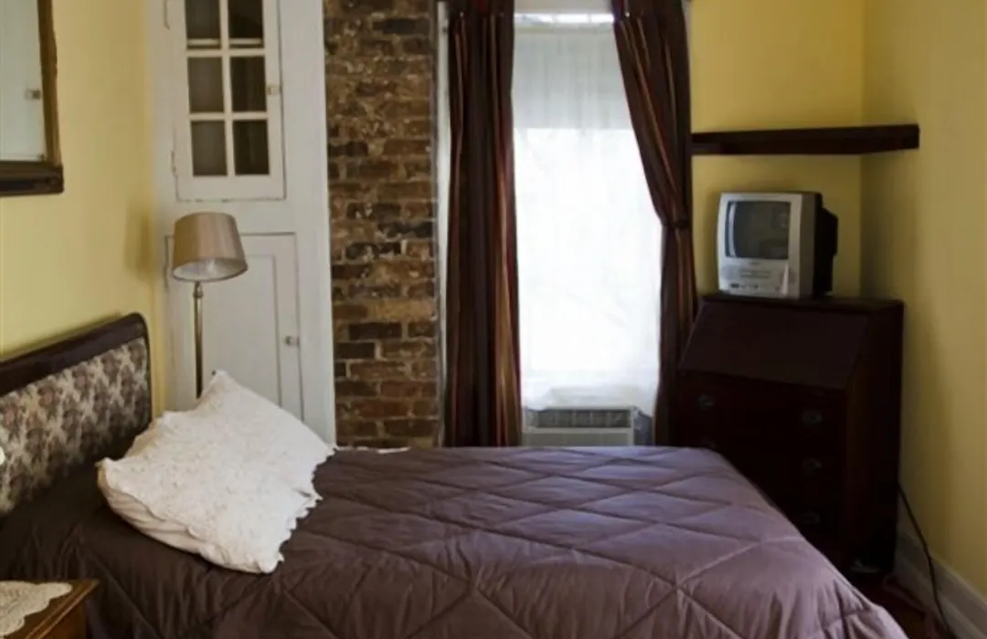 Fairchild House Bed & Breakfast-1