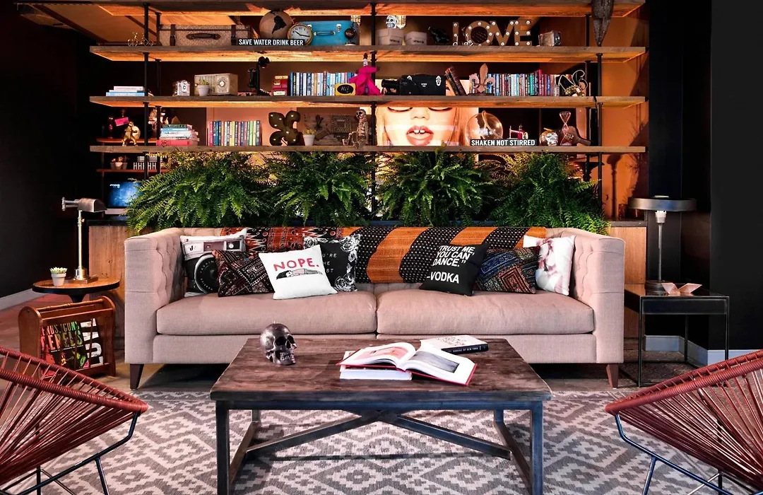 Moxy New Orleans Downtown/French Quarter Area-1