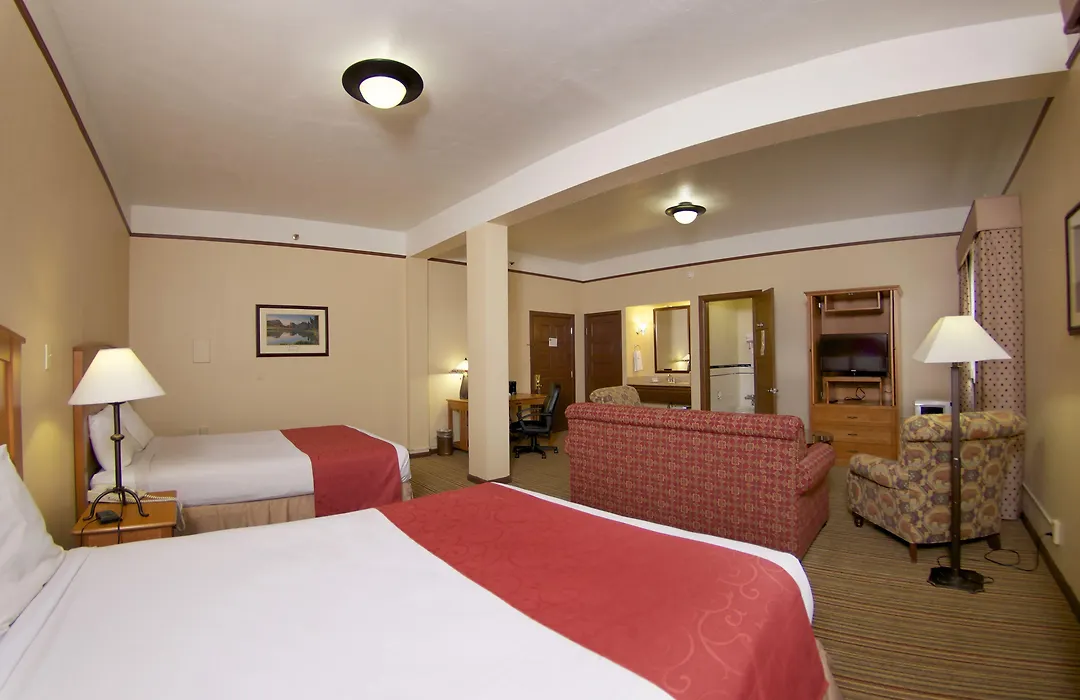 Historic Plains Hotel-1