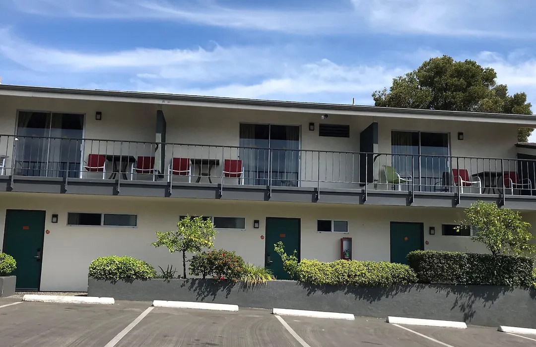Orange Tree Inn-1