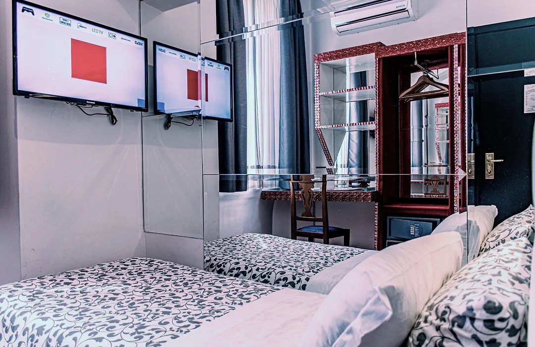 Hotel Canova-1