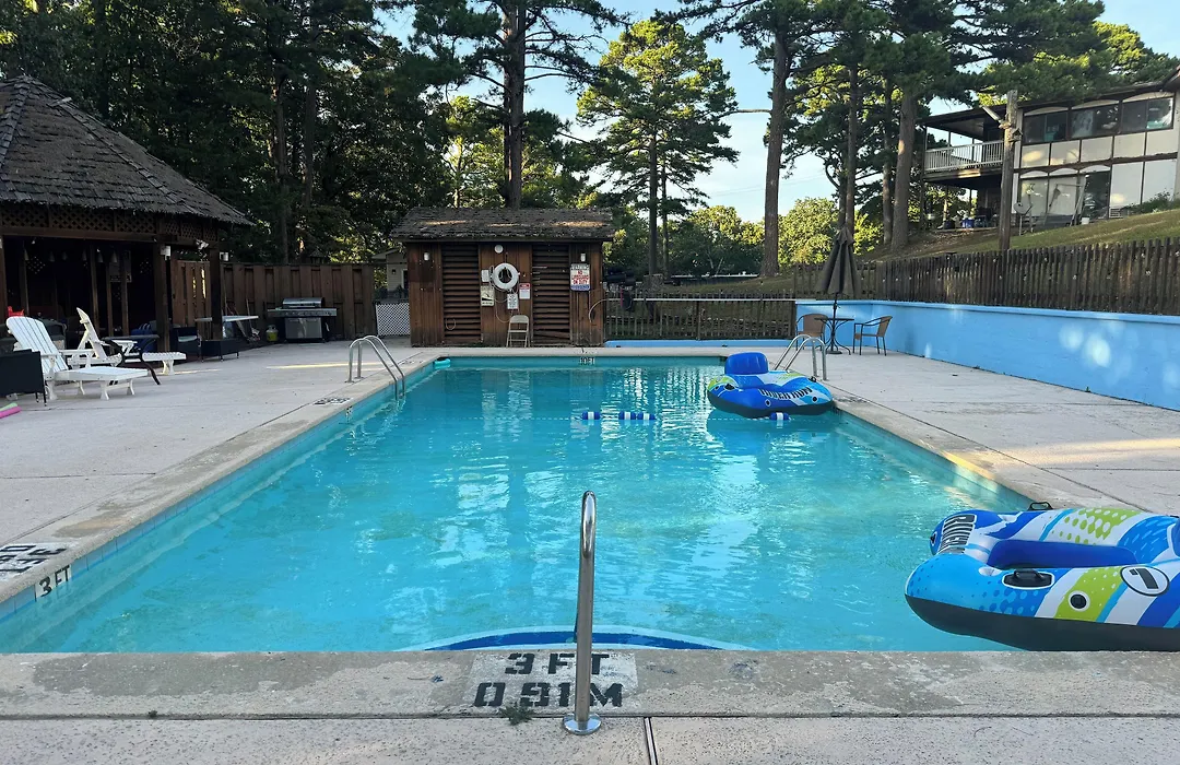 Eureka Springs Heritage Motel-1