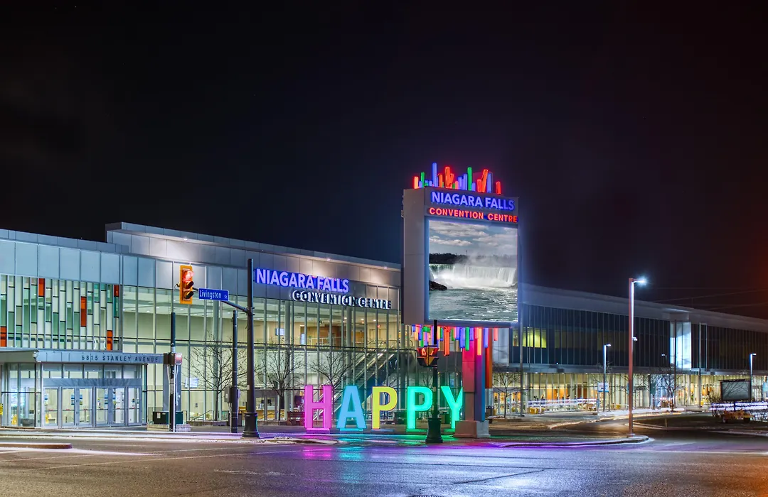 Wyndham Garden Niagara Falls Fallsview-1