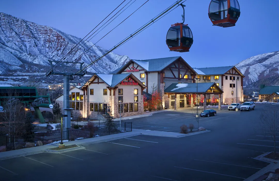Hotel Glenwood Springs-1