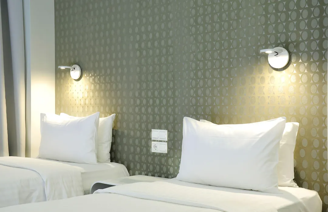 Amazon Hotel-1