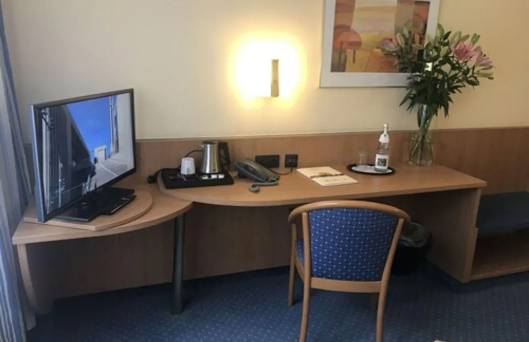 City Hotel Duesseldorf-1