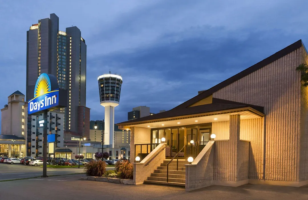 Days Inn By Wyndham Fallsview-1