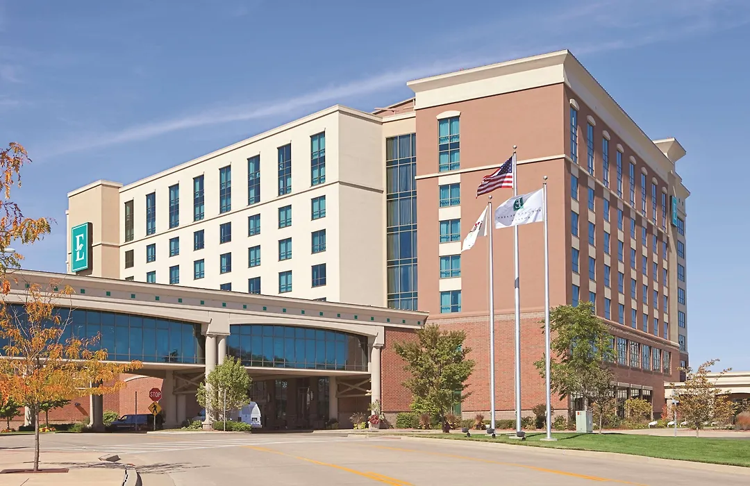 Embassy Suites East Peoria Hotel And Riverfront Conference Center-1