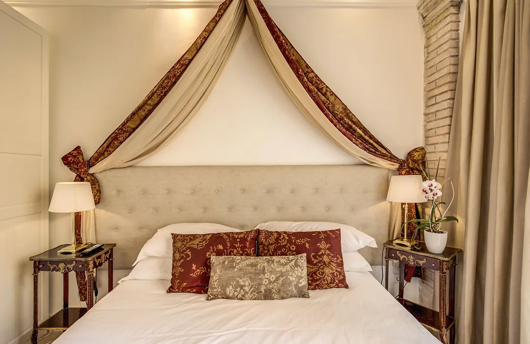 Pantheonview - Luxury Suites-1