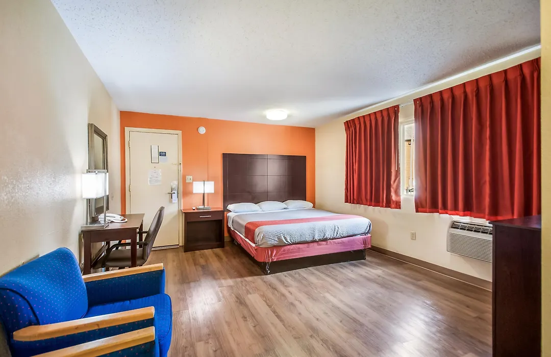 Motel 6-Washington, Dc - Convention Center-1