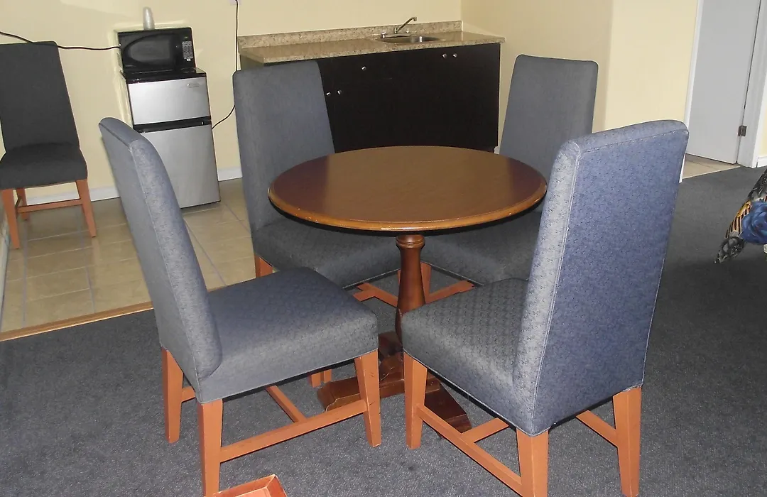 Empress Inn And Suites By The Falls-1