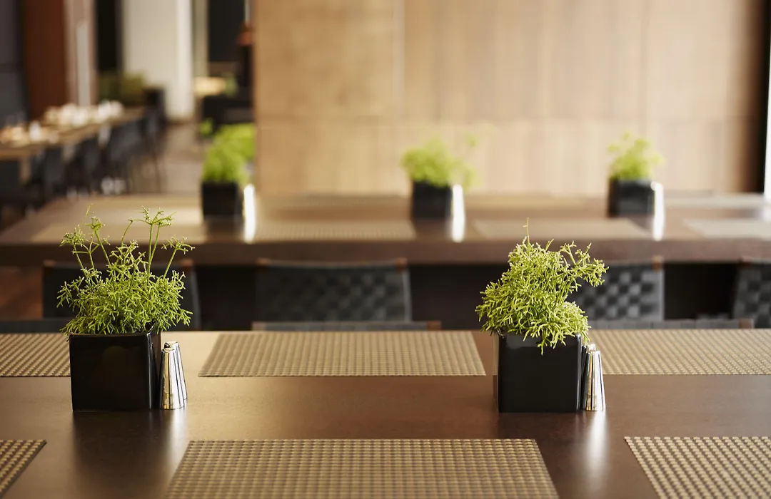 Le Germain Hotel Maple Leaf Square-1