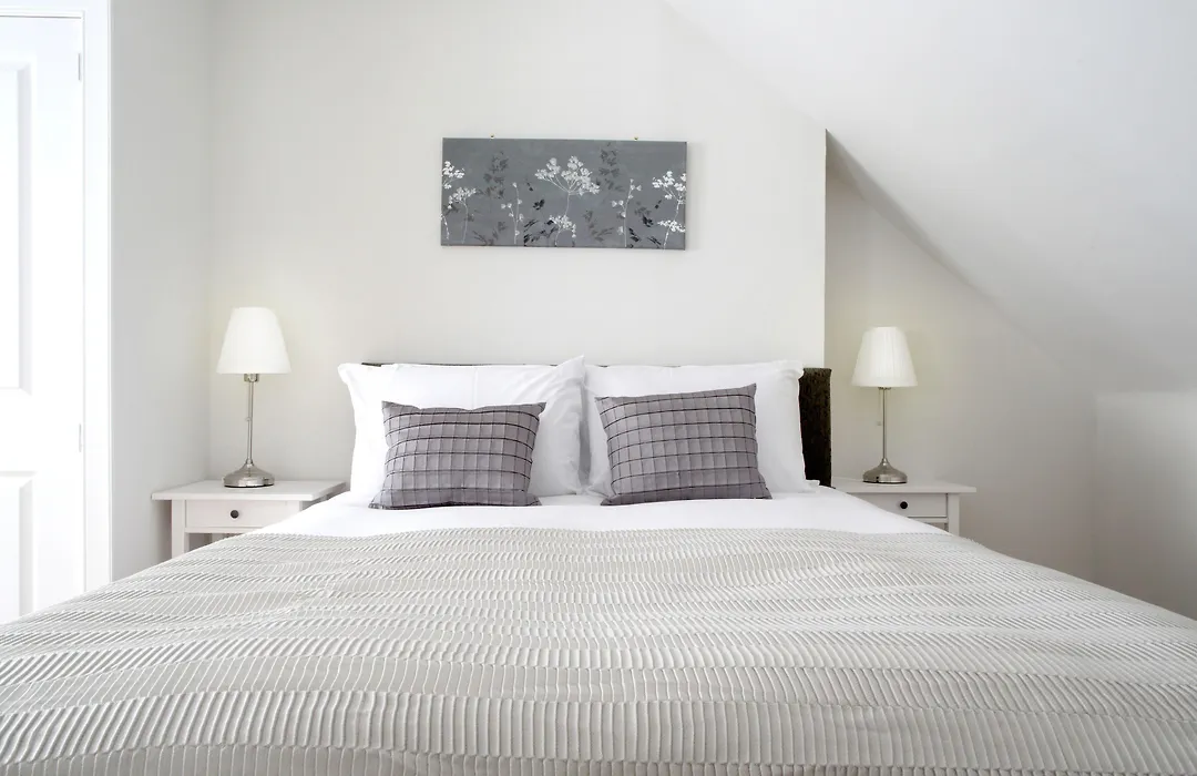 Edinburgh Townhouse-1