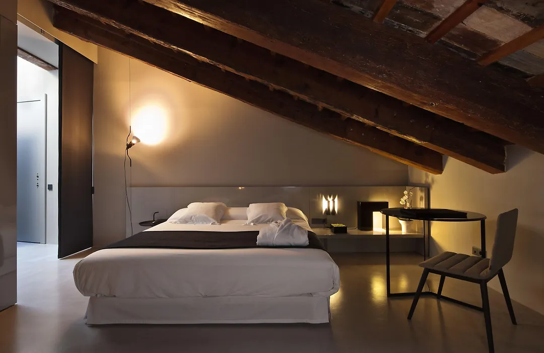 Caro Hotel-1