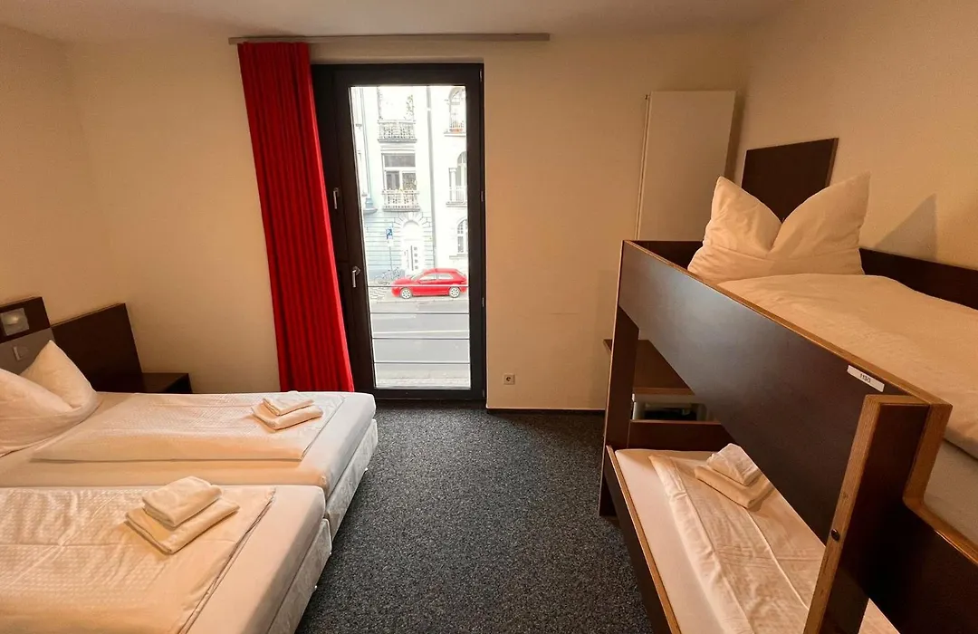 Jugendherberge Duesseldorf-1