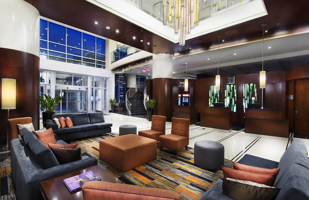 Courtyard Par Marriott Montreal Centre-Ville-1