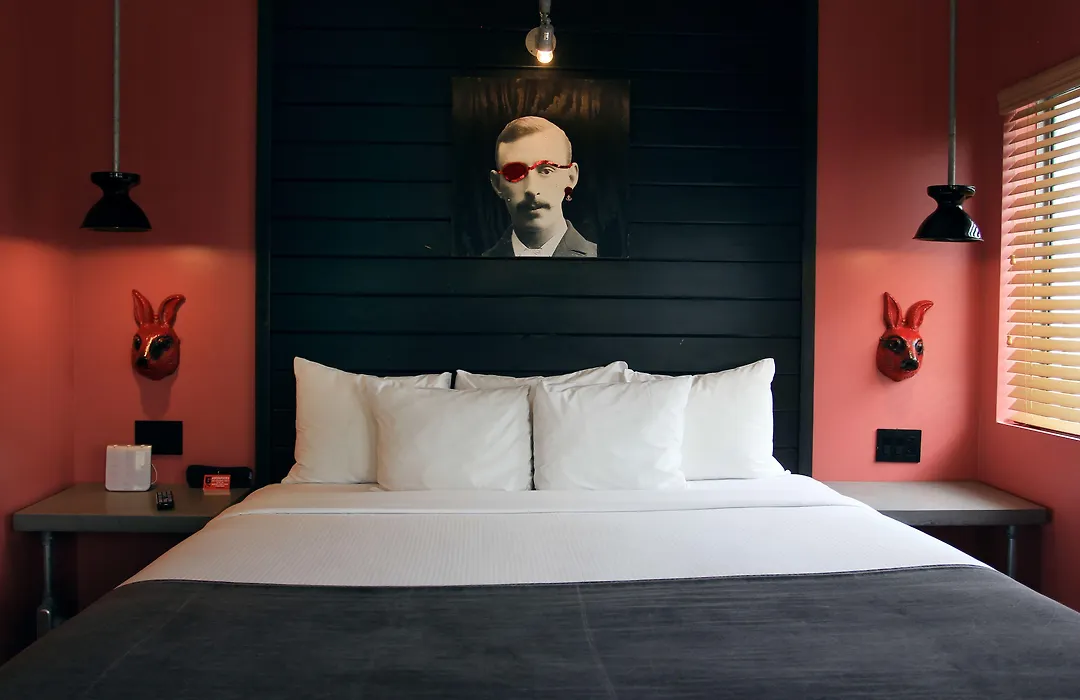 Hotel Gaythering - Gay Hotel - All Adults Welcome-1