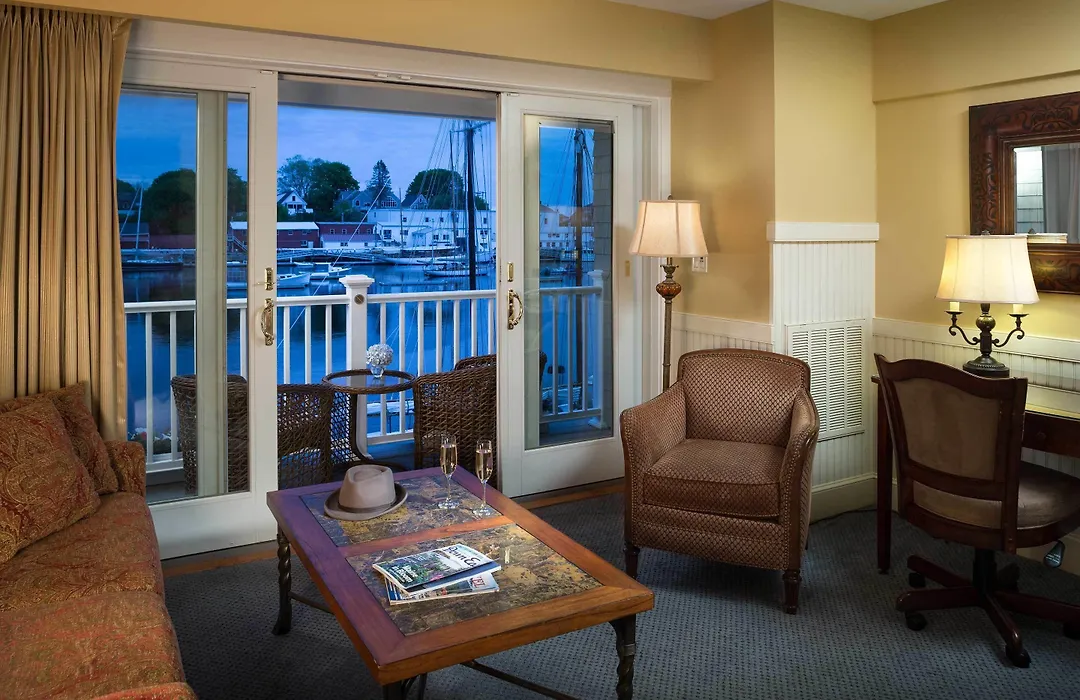 Grand Harbor Inn-1