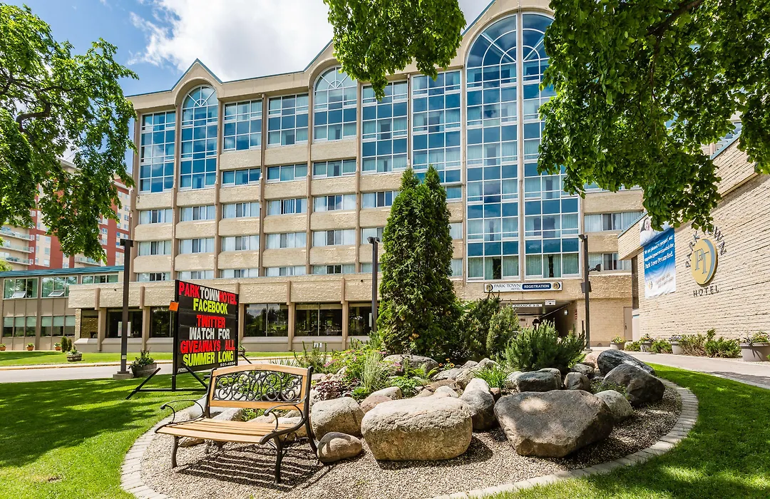 Park Town Hotel-1