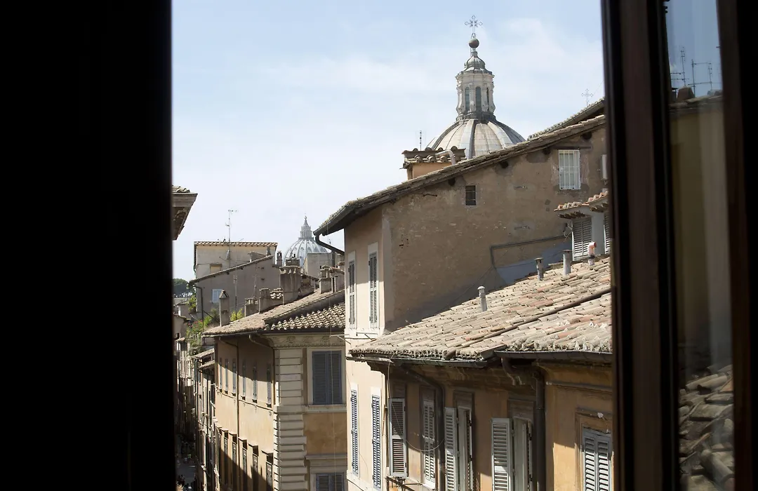 Relais Arco Della Pace-1