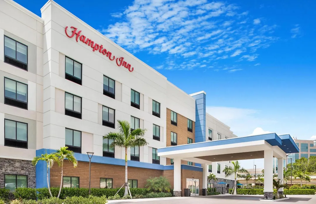 Hampton Inn Fort Myers Downtown-1