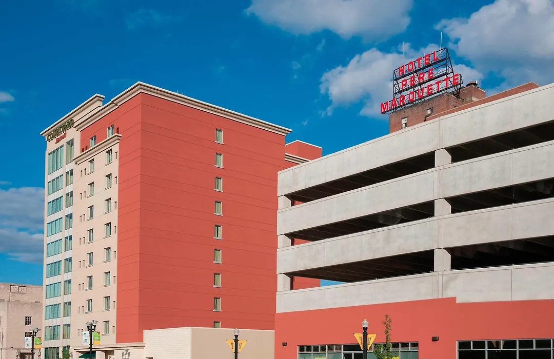Courtyard Peoria Downtown-1