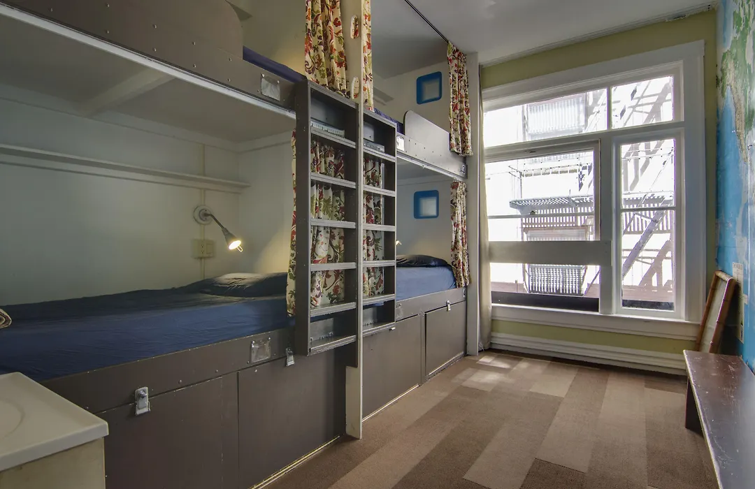 Adelaide Hostel-1