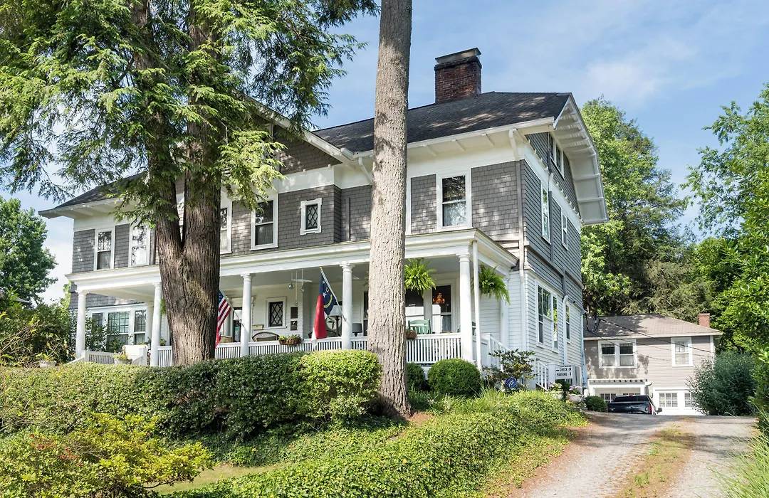 Abbington Green Bed & Breakfast Inn-1