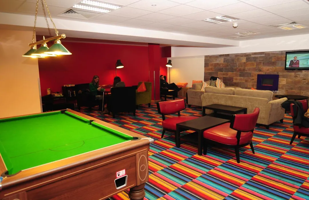 Savoy Hostel Galway City Centre-1