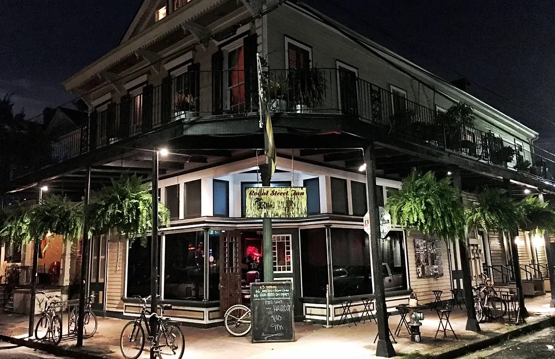 Royal Street Inn & Bar-1
