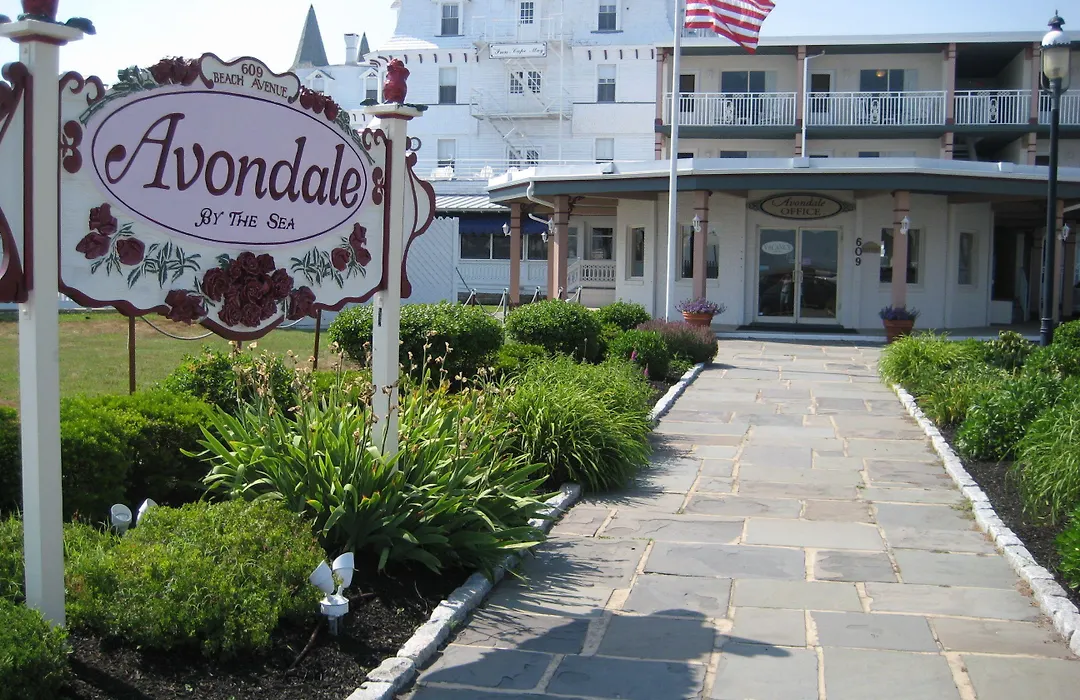 Avondale By The Sea-1