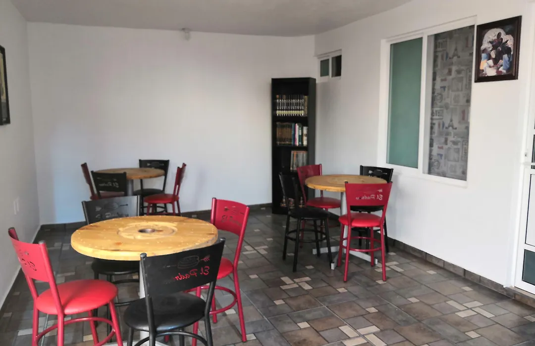 Hostal Maple-1